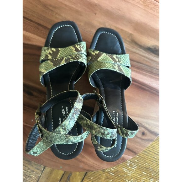 Donald Pliner Green Snakeskin Cork Wedge Sandals 9M Womens Stylish Summer Shoes - Picture 2 of 11